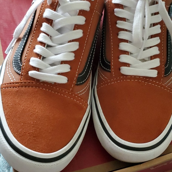 Vans Shoes - Ladies Sneakers
